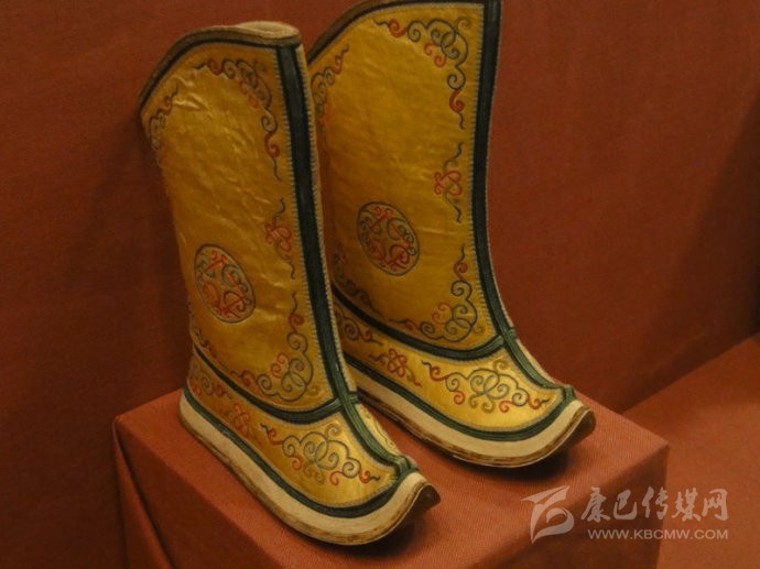 手工艺品中的文化瑰宝——藏靴定制